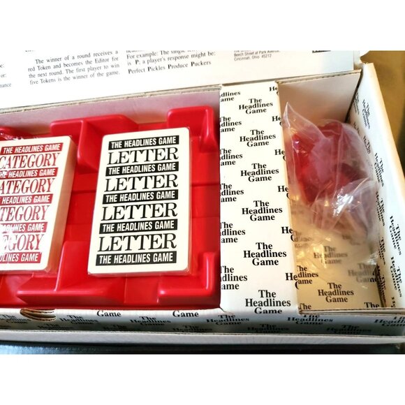 The Headlines Game 1989 Vintage Bicycle Games Party Fun Board Game Funny - Picture 8 of 11